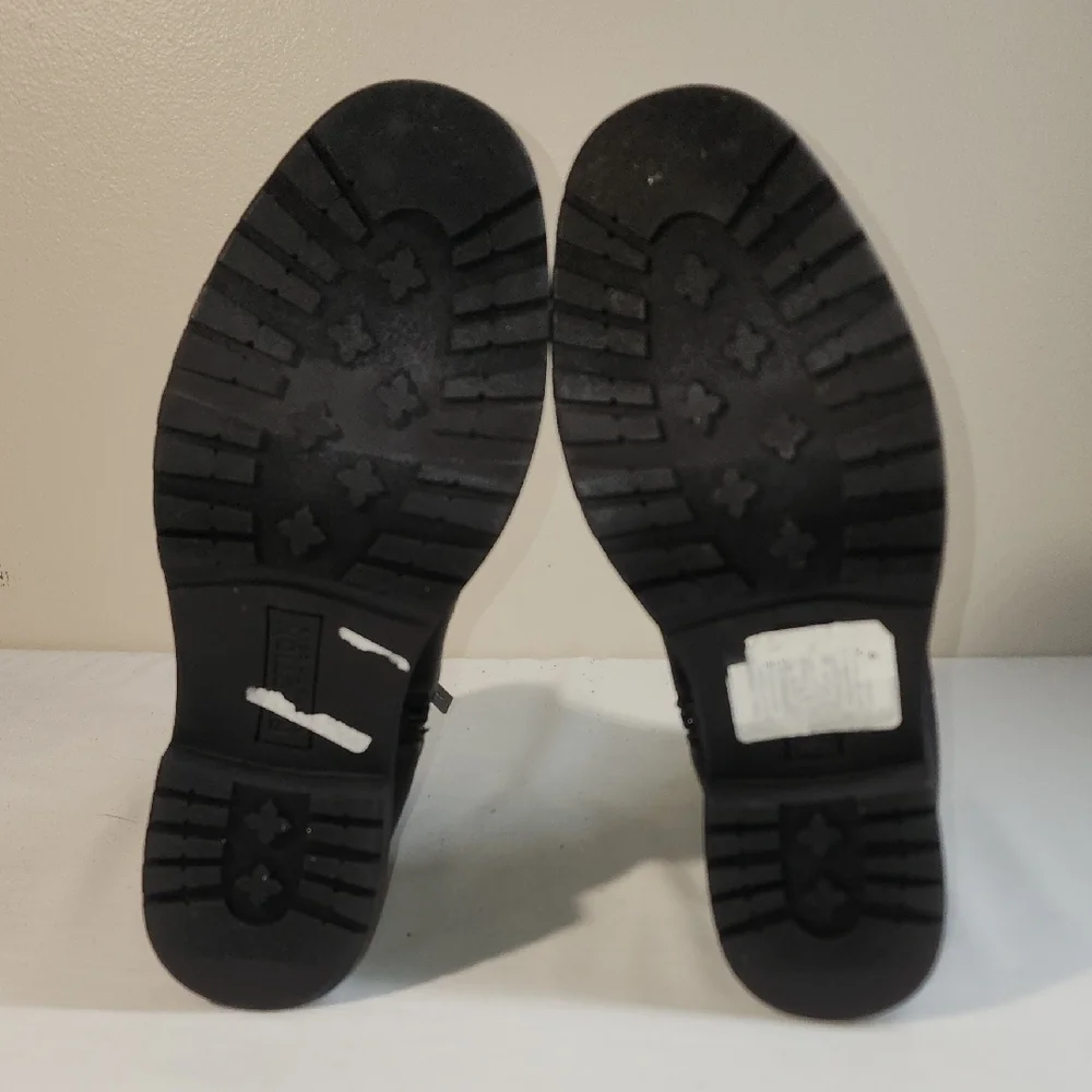 Reaction Kenneth Cole Black Ankle Booties with Knit Detail